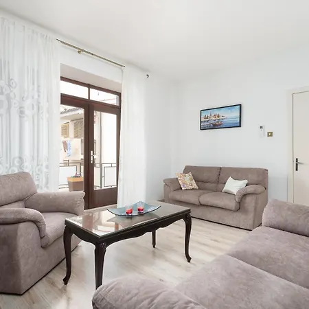Valnea - Apartment For Five People In The Center Of Poreč Exterior foto